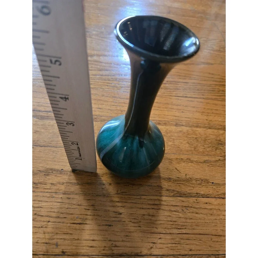 Vintage Blue Mountain Pottery Canada Drip Glaze Small Bud Vase 5.5